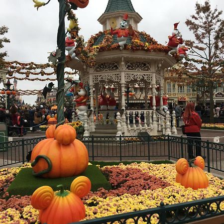 F&B'S Garden 10 Min Disneyland Paris Montry Exterior photo